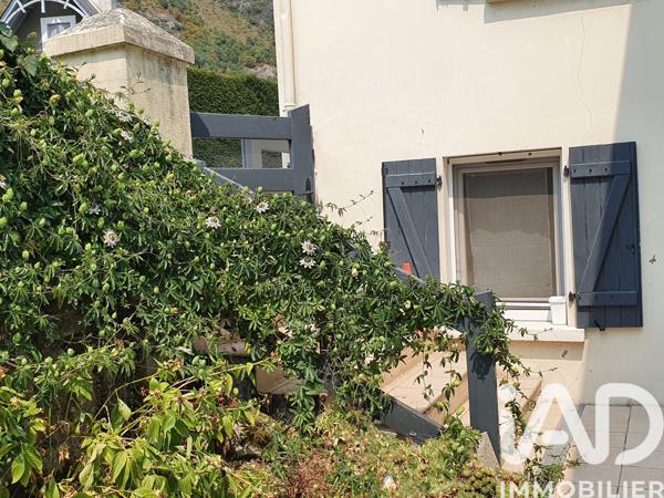 Maison à vendre 7 pièces 182 m² Ayzac-Ost