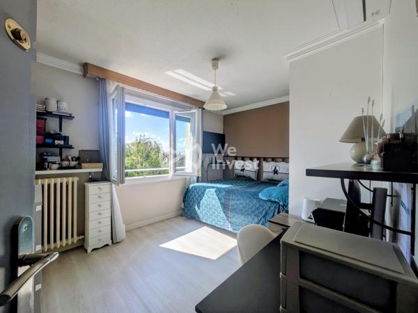 Maison individuelle et studio indépendant-Quartier colonie