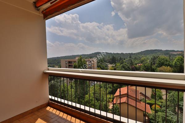 Appartement T4 - Francheville Le Bas - Proche toutes commodités