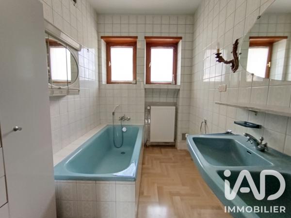 Maison à vendre 6 pièces 216 m² Sarrebourg