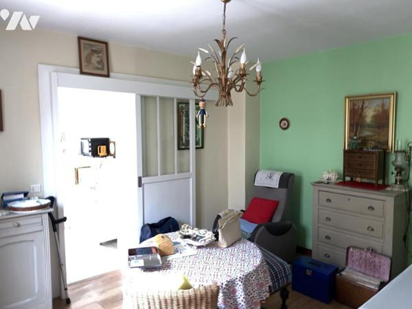 MAISON DE VILLE AVEC GARAGE / QUARTIER CHARLES ARNOULD