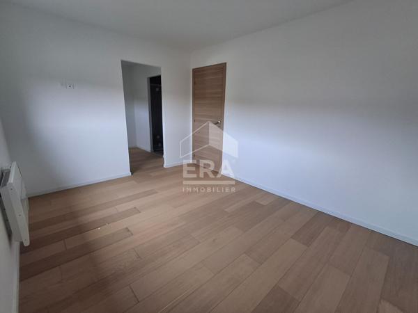 SEMI PLAIN PIED CONTEMPORAIN 149M2 VENDIN LE VIEIL
