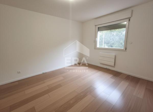 SEMI PLAIN PIED CONTEMPORAIN 149M2 VENDIN LE VIEIL