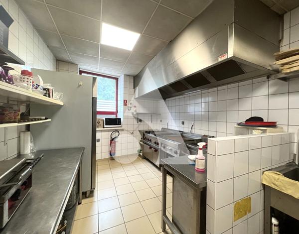 Murs 240 m2