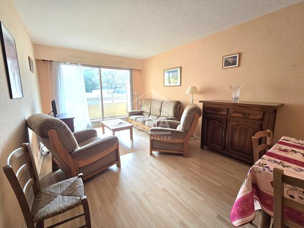 Biarritz Centre - Vente Appartement T2, terrasse sud au calme, parking et cave