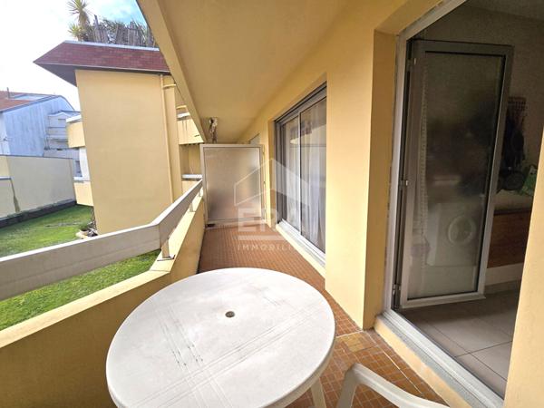 Biarritz Centre - Vente Appartement T2, terrasse sud au calme, parking et cave
