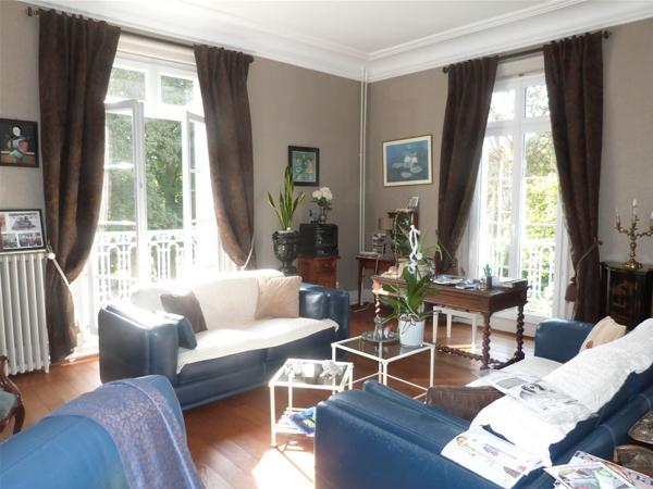 Château 850 m² à Hénouville 76840