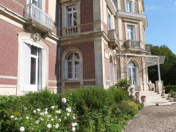Château 850 m² à Hénouville 76840
