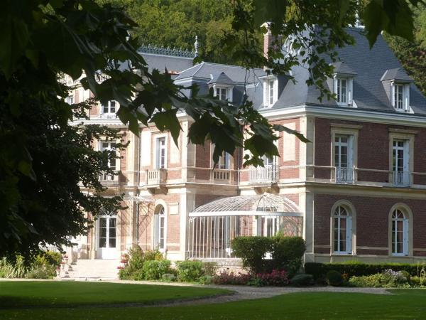 Château 850 m² à Hénouville 76840