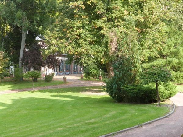 Château 850 m² à Hénouville 76840