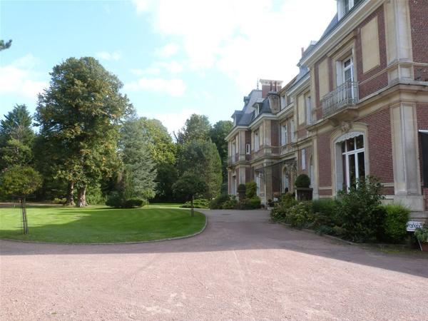 Château 850 m² à Hénouville 76840