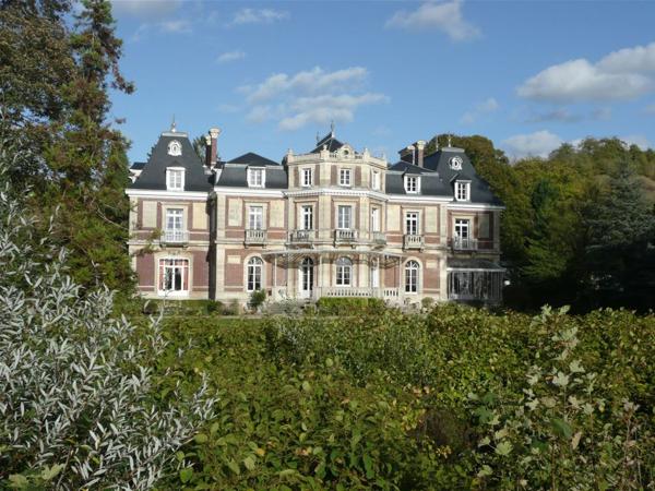 Château 850 m² à Hénouville 76840