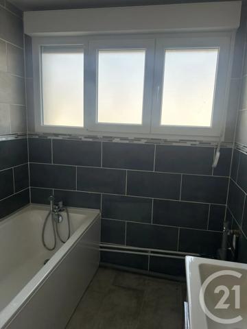 Appartement F4 à vendre  4 pièces - 70 m 2   JARNY  - 54