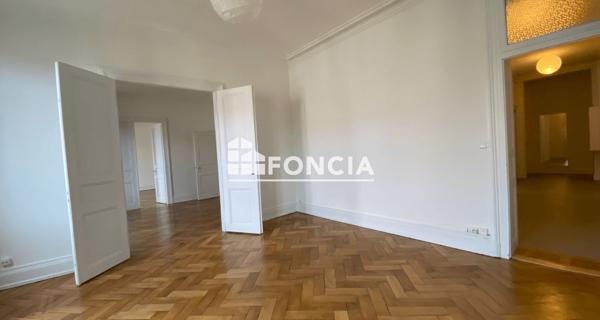 Location Appartement 5 pièces 132.97 m² - Strasbourg 67000