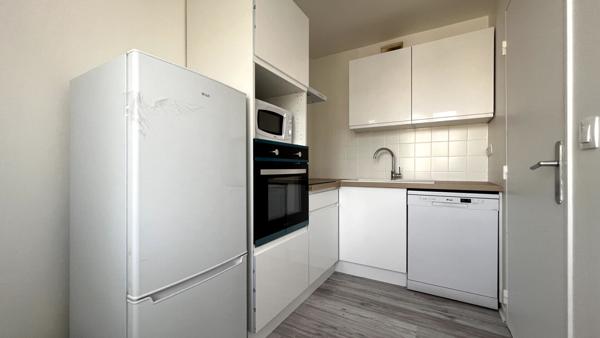 Appartement Corbeil Essonnes 2 pièce(s) MEUBLÉ