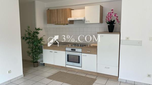 Appartement
                                                                                                                                                                                                                                                                                                                        3 pièce(s)                                                                                                                                                                                                          2 chambre(s)                                                                                                                                                                                                          64  m²