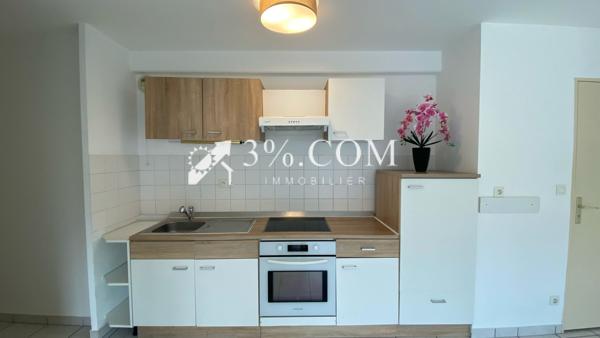 Appartement
                                                                                                                                                                                                                                                                                                                        3 pièce(s)                                                                                                                                                                                                          2 chambre(s)                                                                                                                                                                                                          64  m²
