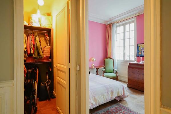 Appartement Paris 7 e - ÉCOLE MILITAIRE / GROS CAILLOU