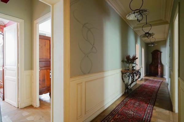 Appartement Paris 7 e - ÉCOLE MILITAIRE / GROS CAILLOU