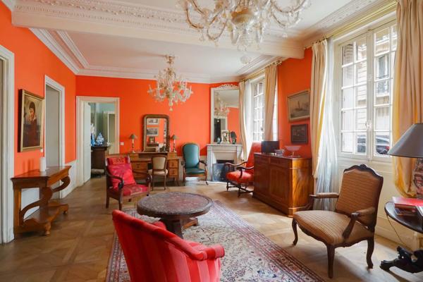 Appartement Paris 7 e - ÉCOLE MILITAIRE / GROS CAILLOU