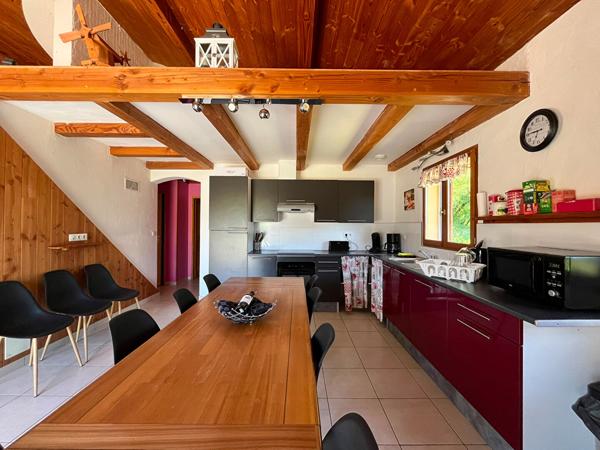 Maison de charme de 218 m² ? 3 logements ? Activité gîte en cours ? Terrain 2250 m²