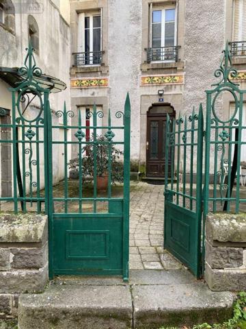 Appartement à vendre à Mauriac dans le Cantal (15200), ref : 15060/1185