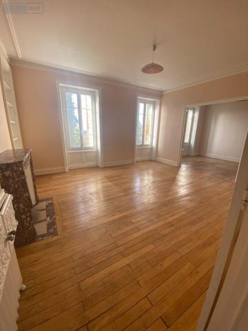 Appartement à vendre à Mauriac dans le Cantal (15200), ref : 15060/1185