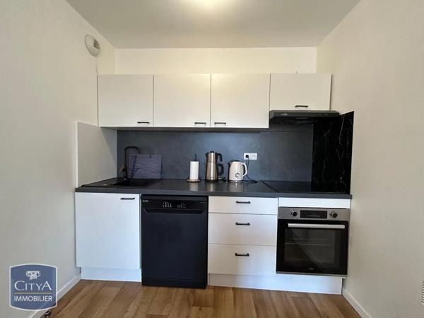 Appartement à louer 3 pièces 47.38m² Beauvais (60000)