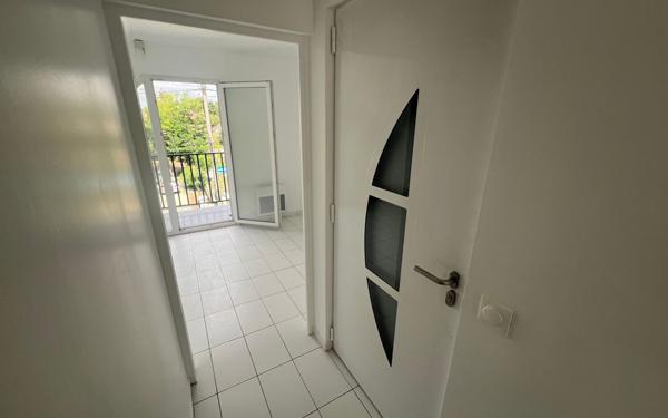Appartement à vendre    2 pièces • 31,79 m2 Le Bourget