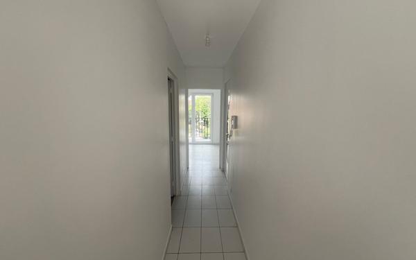 Appartement à vendre    2 pièces • 31,79 m2 Le Bourget