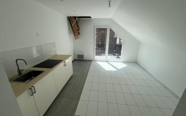 Appartement à vendre    2 pièces • 31,79 m2 Le Bourget