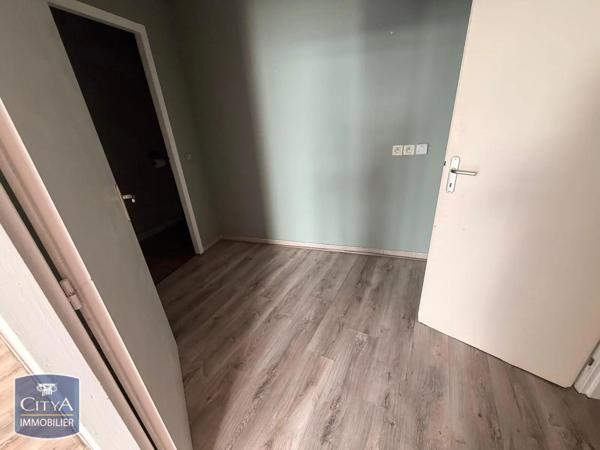 Local commercial à louer 43.42m² Vinay (38470)