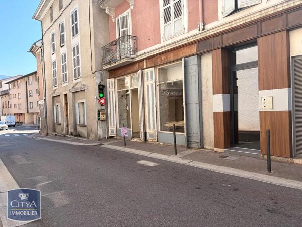 Local commercial à louer 43.42m² Vinay (38470)