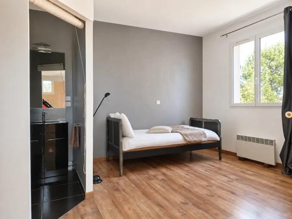Maison contemporaine à 5 min de la N10 et proche de Mansle-l