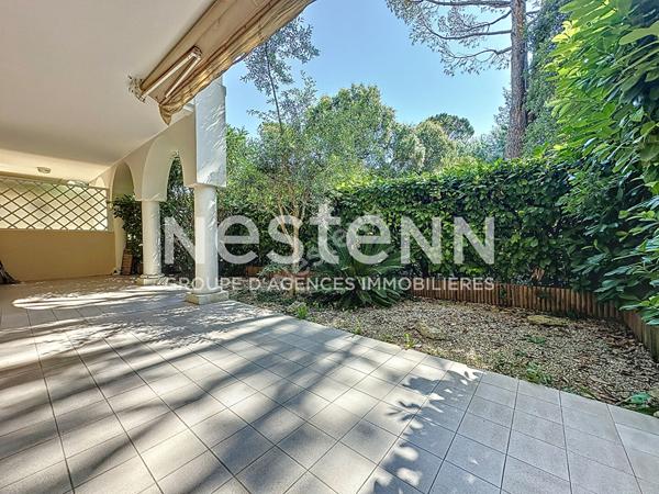 MANDELIEU : 2P REZ DE JARDIN avec stationnement et cave