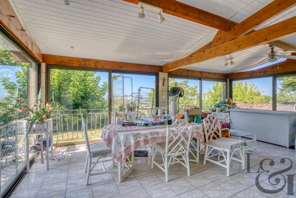 Maison de ville en pierre avec vue dominante à Monclar d'Agenais, Lot-et-garonne (47)