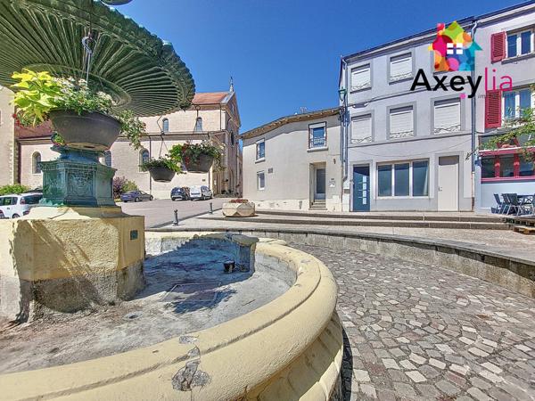 Perreux (42120) A VENDRE - MONTAGNY - MAISON DE VILLAGE RENOVEE, 3 CHAMBRES