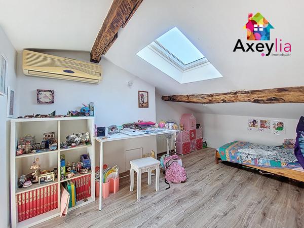 Perreux (42120) A VENDRE - MONTAGNY - MAISON DE VILLAGE RENOVEE, 3 CHAMBRES