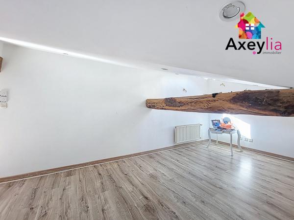 Perreux (42120) A VENDRE - MONTAGNY - MAISON DE VILLAGE RENOVEE, 3 CHAMBRES