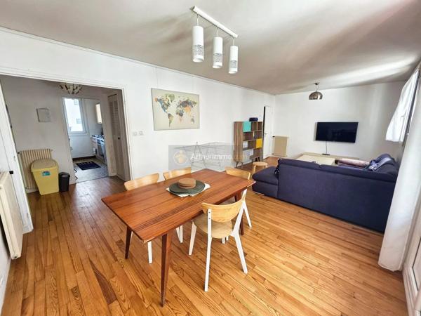 Vente                                                      Appartement
                        
                     4 pièces                      80 m2                     à Brest