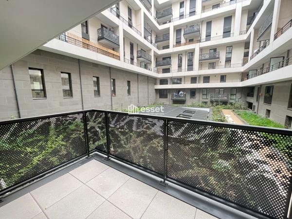 Location Appartement 3 pièces 77.64 m² - Courbevoie 92400