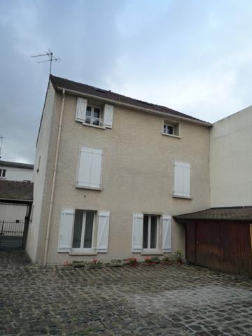 Appartement SAINT-LEU-LA-FORET - 1 pièce- 33 m2