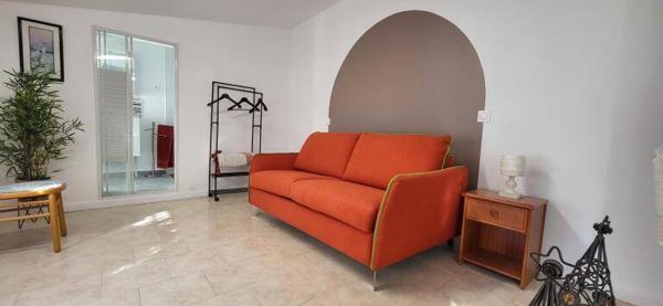 Villa plain pied, 120 m2, piscine et garage (Viager occupé)