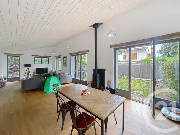 Maison à vendre  7 pièces - 213,99 m 2   ST SULPICE LA POINTE  - 81