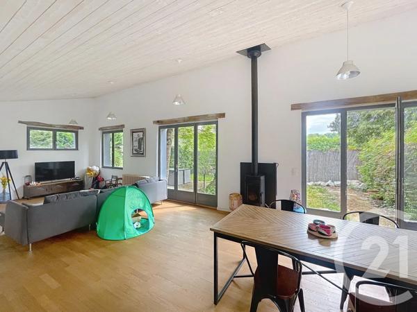 Maison à vendre  7 pièces - 213,99 m 2   ST SULPICE LA POINTE  - 81