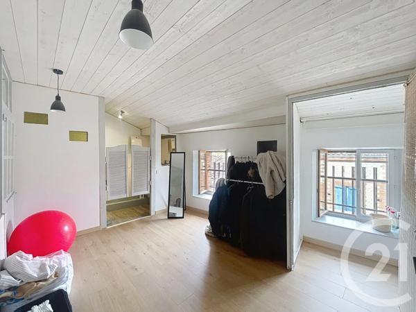 Maison à vendre  7 pièces - 213,99 m 2   ST SULPICE LA POINTE  - 81
