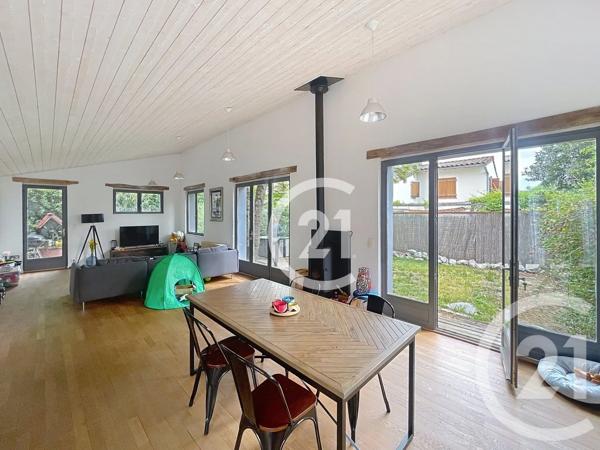 Maison à vendre  7 pièces - 213,99 m 2   ST SULPICE LA POINTE  - 81