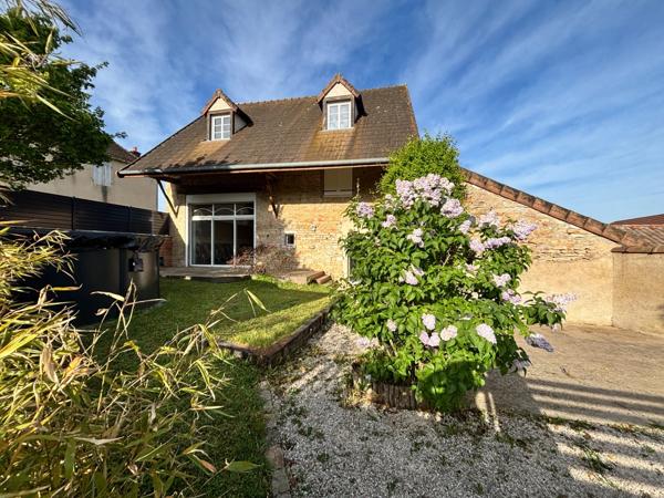Maison à vendre 5 pièces (71390) - 180 m² - 3 Chambres