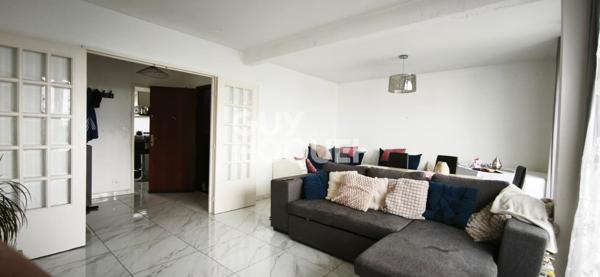 Montpellier T5 94 m2 + garage fermé + parking + cave