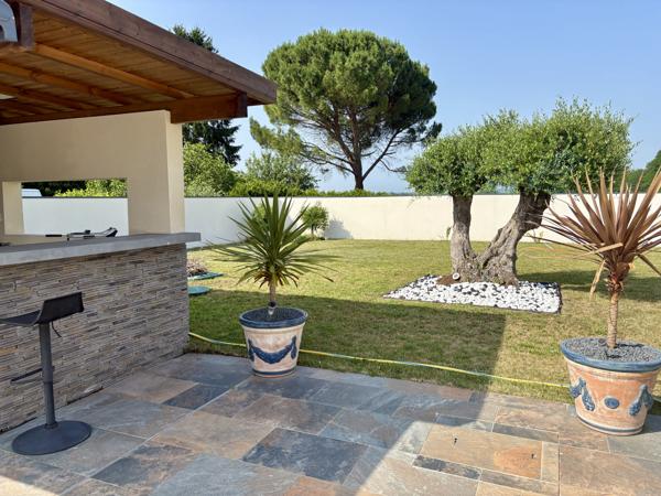 Maison 4 pièce(s) 3 chambre(s) 160 m²